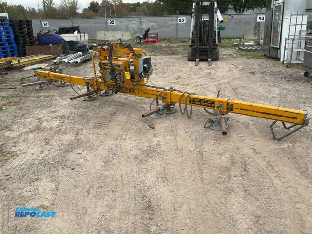 Lot 2-62880 - Anver vac-pack model: VP-3/24-236 18’ long 8 pad vacuum lifter 1000lb capacity, needs new electrical...