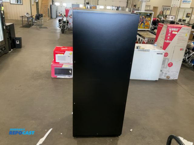 Lot 2-27754 - Scratch & Dent Vinotemp EL-300GFEBRR 300-Bottle Garage-Ready Dual-Zone Wine Cooler