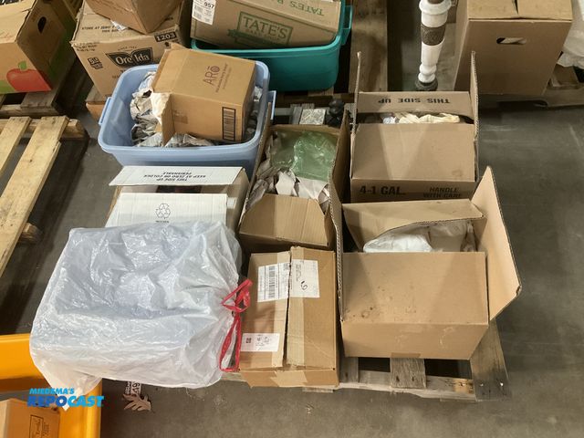 Lot 2-17068 - Skid lot of Vintage Home Decor and Collectibles Including Magazines, Suitcase, Statues, Figurines, a...