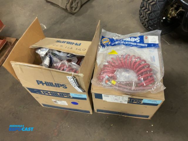 Lot 2-10034 - (10) New Phillips 11-338 Red Coiled Air Hoses, 15’