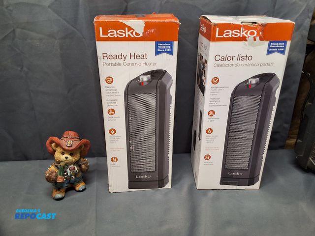 Lot 2-27877 - (2) LASKO PORTABLE CERAMIC HEATERS (WORKS)