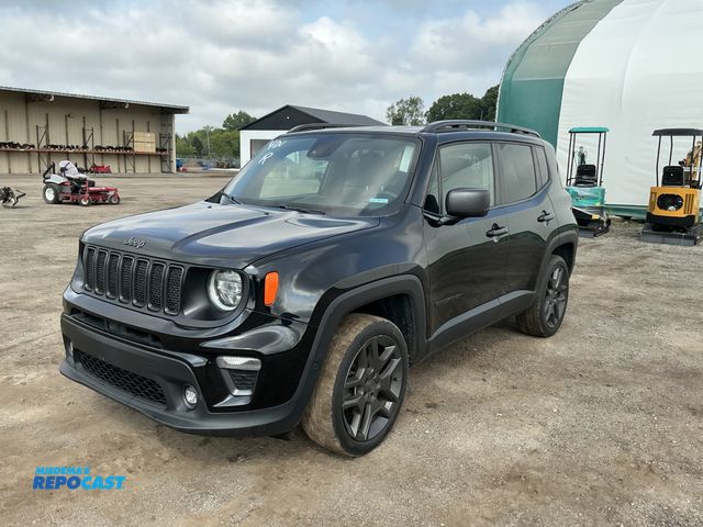 Lot 2-30747 - 2021 Jeep Renegade Latitude 4WD SUV 4x4