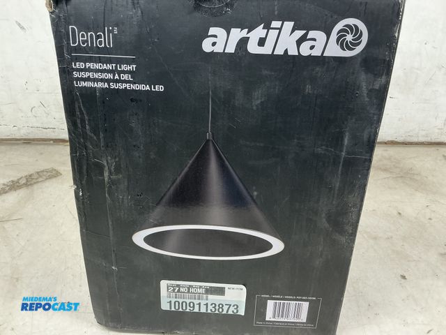 Lot 2-76304 - Denali PDT-DEC-HD2BL Artika LED pendent light (black)
