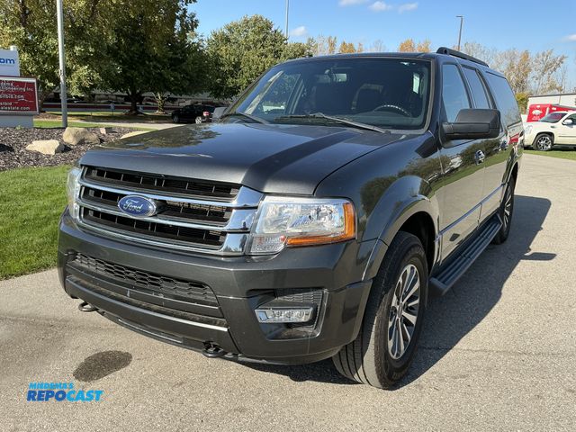Lot 2-67252 - 2017 Ford Expedition XLT SUV 4x4