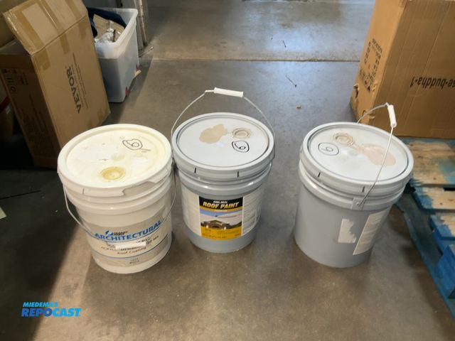 Lot 2-99772 - Lot of (3) 5 gallon buckets of various brand roof paint