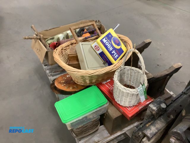 Lot 2-65397 - Miscellaneous lot of old Items