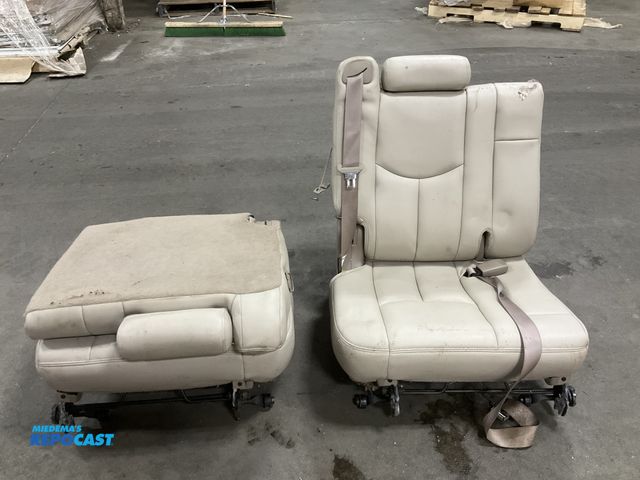 Lot 2-64096 - Lot of (2) 2003-2006 Escalade Third Row Seats