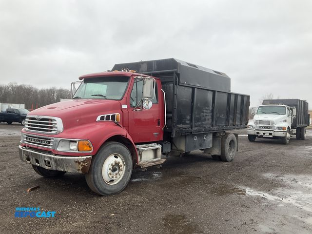 Lot 2-42457 - 2004 Sterling Acterra Chip Truck