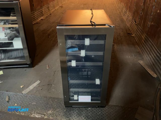 Lot 2-69227 - Scratch & Dent Vinotemp EL-WCU113-03 28-Bottle Dual-Zone Wine Cooler