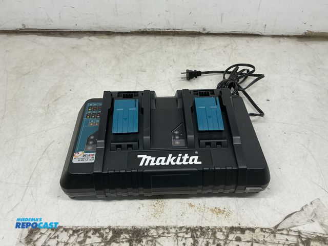 Lot 2-64074 - Makita Double Battery Charger