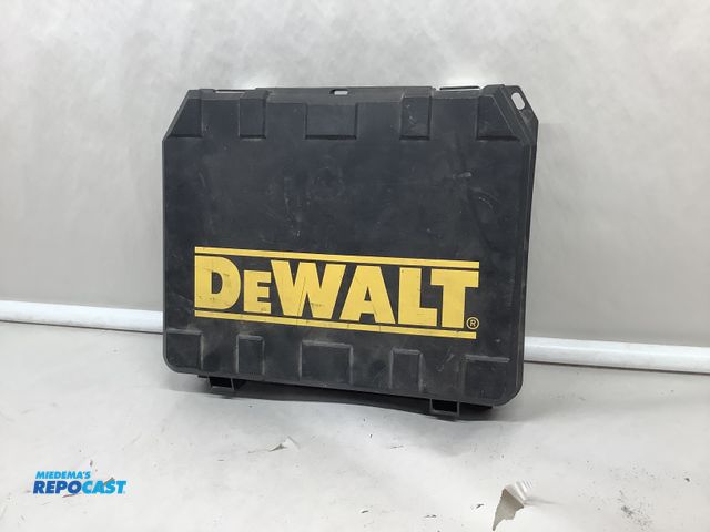Lot 2-77180 - DeWalt  D51236K Nail gun and jack hammer