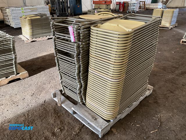 Lot 2-21858 - Approximately 75 Plastic Folding Chairs Metal Frame