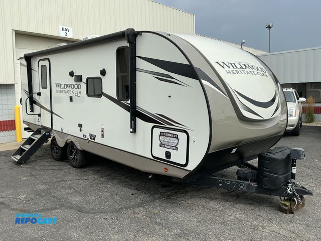 Lot 2-44191 - 2023 Forest River Wildwood 22 RBHL Camper Travel Trailer
