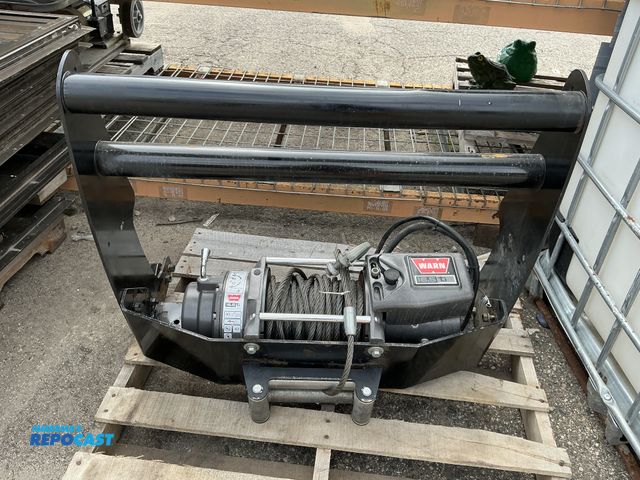 Lot 2-27290 - Warn 16.5ti Winch and a Bumper, controls not included