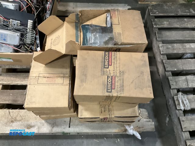 Lot 2-69174 - (11) boxes of Lincoln Electric G-1446-7 Control Boards