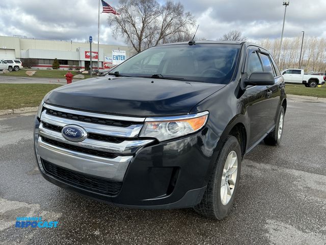 Lot 2-43622 - 2014 Ford Edge SE SUV FWD