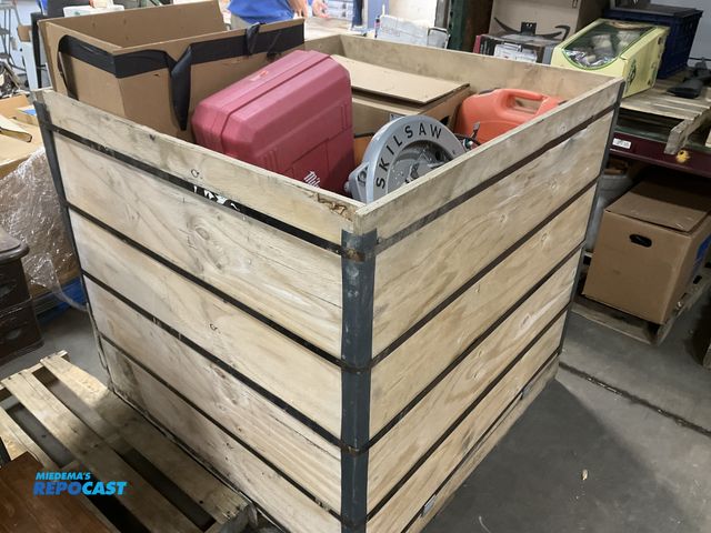 Lot 2-35557 - Skid lot of various types of tools and equipment for construction.