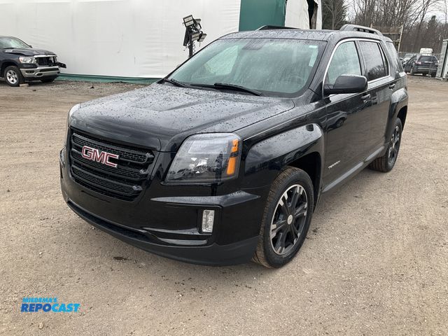 Lot 2-44571 - 2017 GMC Terrain SLE SUV AWD