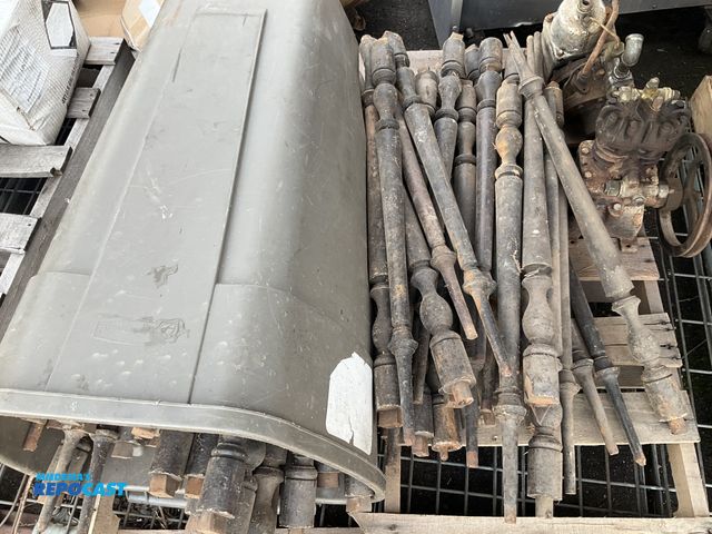 Lot 2-24515 - Lot of wooden spindles.