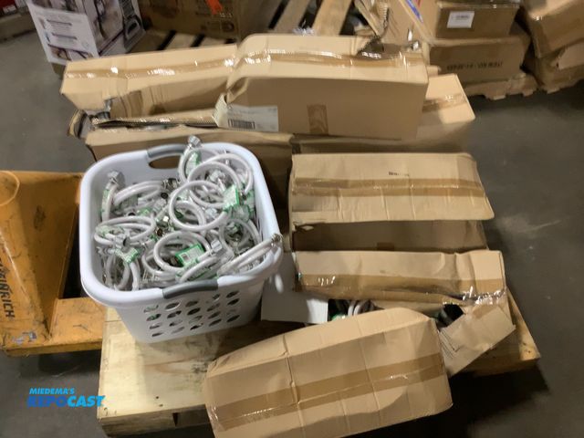 Lot 2-67829 - Skid of multiple faucet connectors 30” length for each