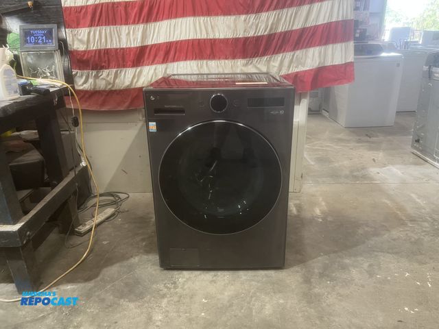 Lot 2-53770 - LG wash combo all in one 2 in 1 washer dryer combo mega capacity LCD digital dial display EZlint fil...