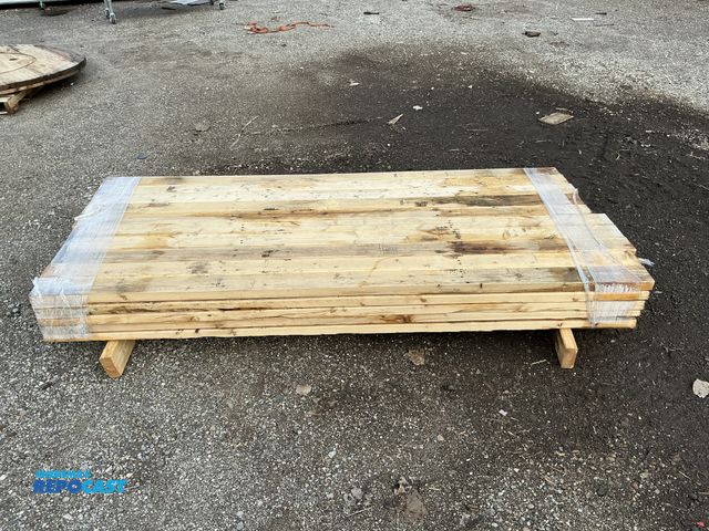 Lot 2-93757 - 50 Recycled Lumber Boards