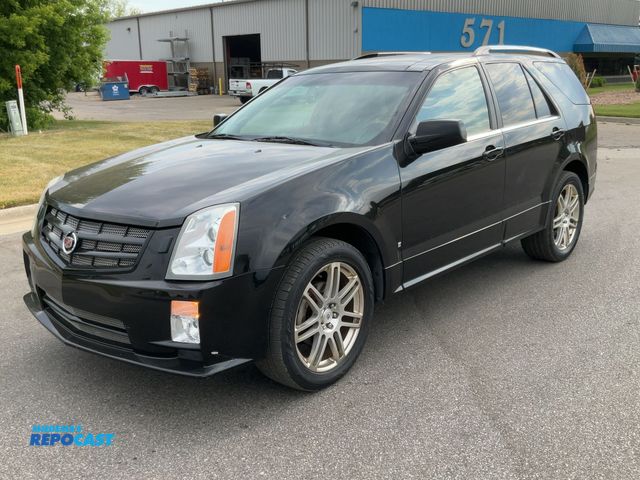 Lot 2-64056 - 2008 Cadillac SRX Sedan AWD