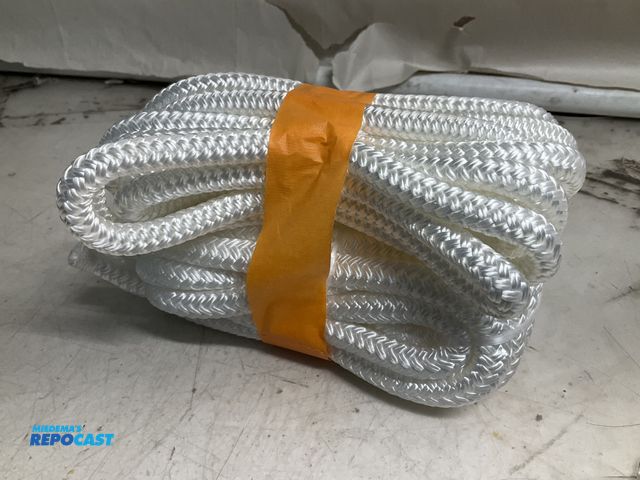 Lot 2-28510 - 1/2” White Dock Lines 15’ x 25’