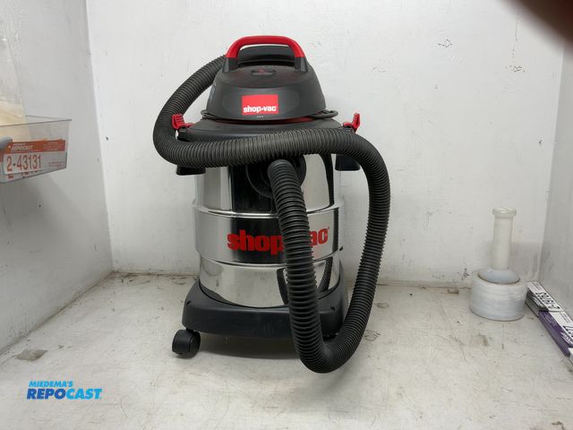 Lot 2-74681 - 6 Gal. 4.5 HP Wet/Dry Shop Vac- Very Good Condition