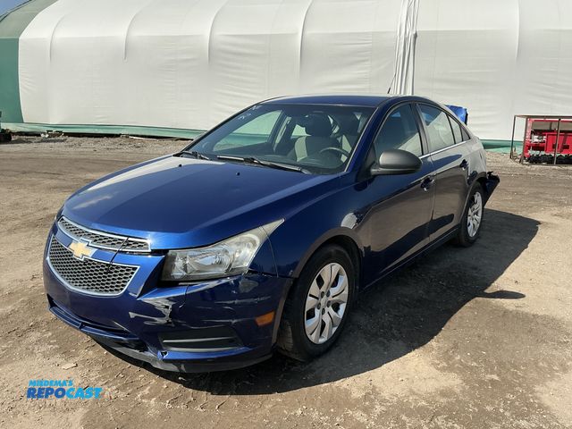 Lot 2-41988 - 2012 Chevrolet Cruze 2LS Sedan FWD