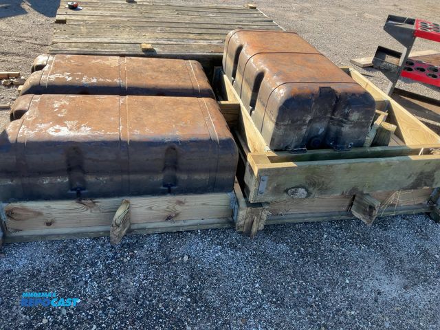 Lot 2-13731 - dock floats &amp; dock sections with floats