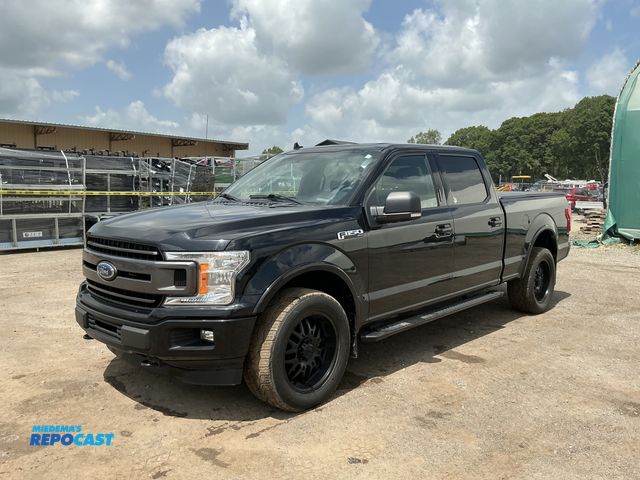 Lot 2-30203 - 2018 Ford F-150 XLT SuperCrew 6.5-ft. Bed 4WD SuperCrew Standard Box Pickup Truck 4x4