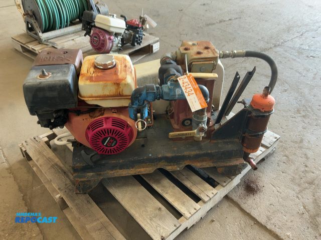 Lot 2-43434 - FMC Bean Model OBS 20GPM 500 PSI Pump Powered by a Honda GX390 Gas Engine with Recoil and Electric S...