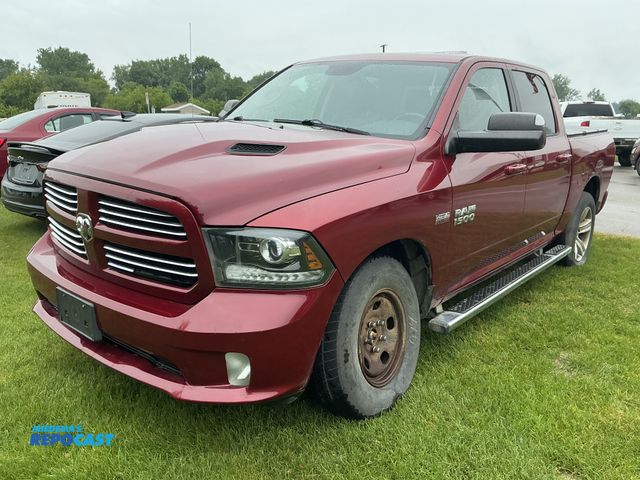 Lot 2-43904 - 2014 Ram 1500 Sport Crew Cab Short Box Pickup Truck 4x4