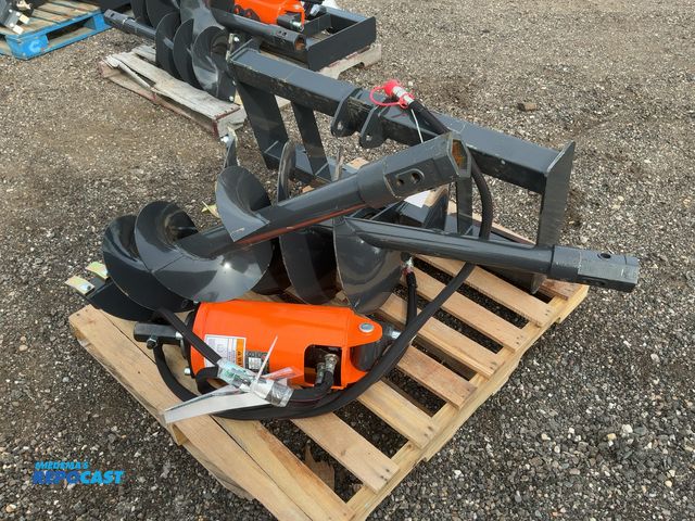 Lot 2-40783 - New Wolverine Hydraulic Auger Skid Steer Attachment, Model ADB-13-1218R, 15-20 GPM, Universal Quick ...