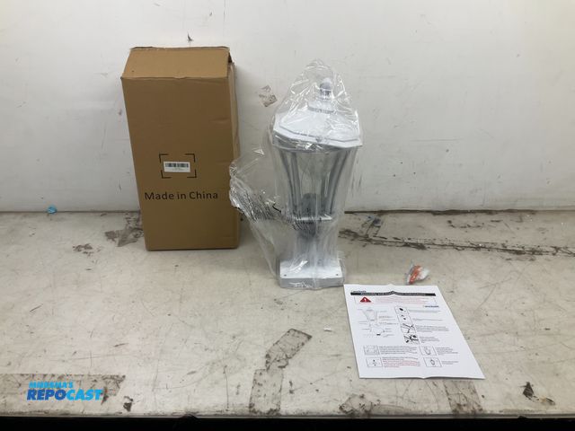 Lot 2-94477 - Zanritelit lamp post light fixture, new