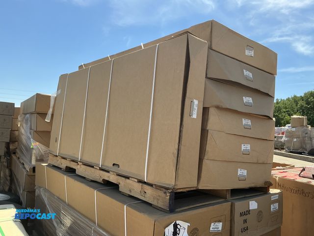 Lot 2-76858 - Skid lot of (7) VDL3Z-99501A42 Ford F-150 6.5’ Tonneau Covers