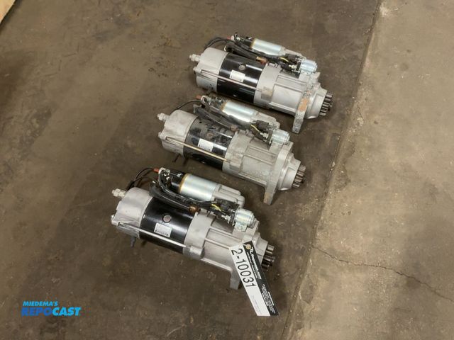 Lot 2-10031 - (3) MIT1478 Starters, Mitsubishi Electric Type M009T71478ZX, No. 1602, 12 Volt