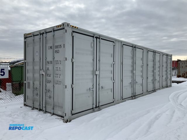 Lot 2-40786 - 2025 High Cube Metal Shipping/Ground Container