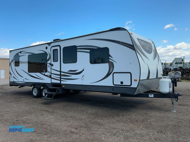 Lot 2-22503 - 2014 Denali by Dutchmen 289RK Camper Travel Trailer