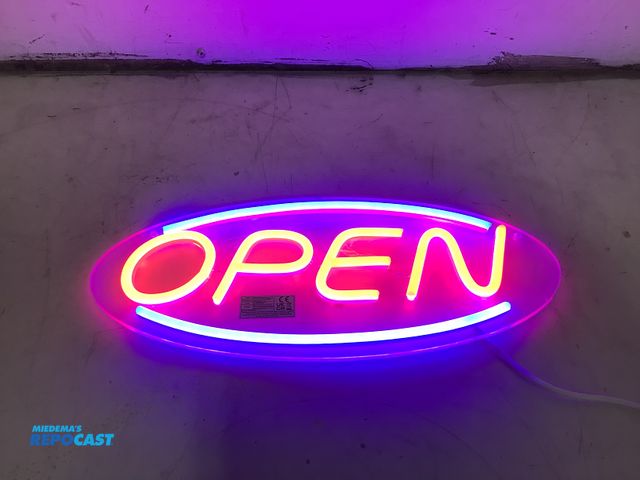 Lot 2-75396 - LED open sign model#WFD223 5V