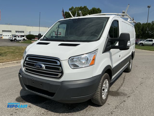 Lot 2-95923 - 2018 Ford Transit 150 Van Low Roof 60/40 Pass. 130-in. WB Cargo Van RWD