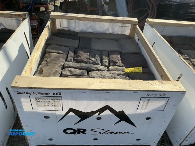 Lot 2-73311 - Cobblestone Buckingham Flats - 100sq feet