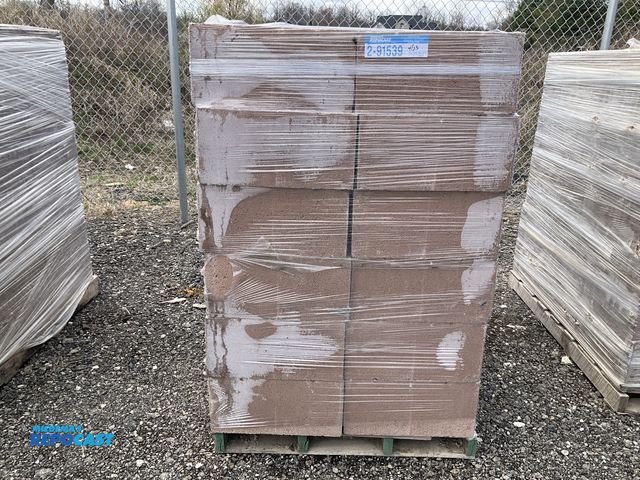 Lot 2-91539 - Oldcastle SP1S1E Approximately 72 of 8x8x16” Burnt Umber Blocks