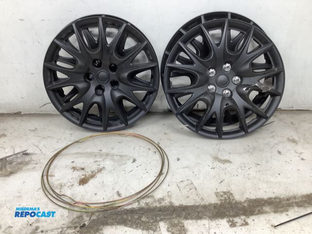 Lot 2-35711 - Auto drive 16” black wheel covers (1 missing lugs)
