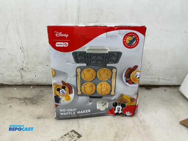 Lot 2-96817 - Disney Dash no-drip waffle maker, makes 4” mini waffles, clean coating ceramic nonstick