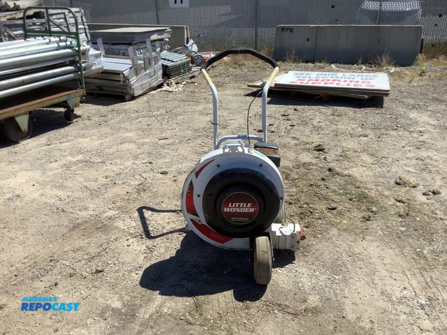 Lot 2-75431 - Little wonder optimax LB170S blower