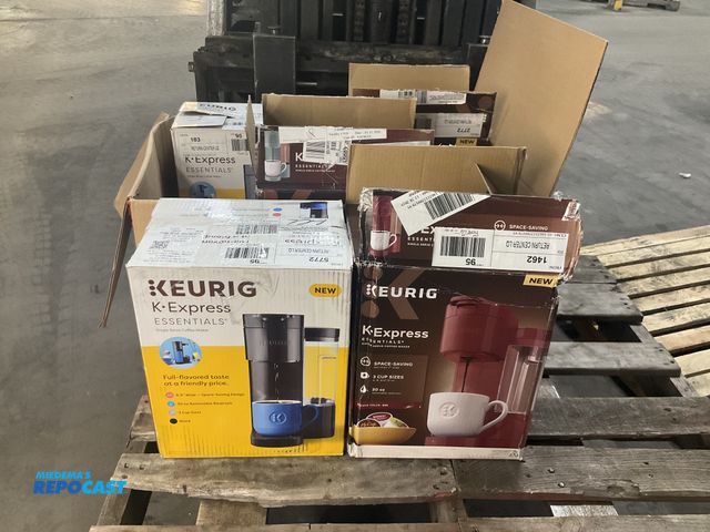 Lot 2-92799 - Box of 5 Keurig Coffee Makers- All Operation Unknown