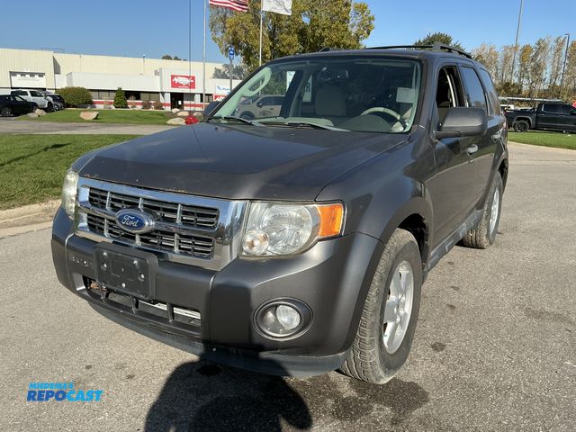 Lot 2-67244 - 2012 Ford Escape XLT SUV FWD
