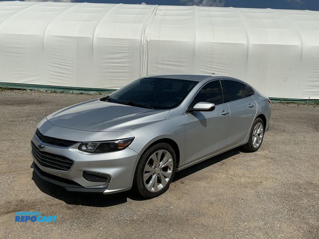 Lot 2-30253 - 2018 Chevrolet Malibu Premier Sedan FWD